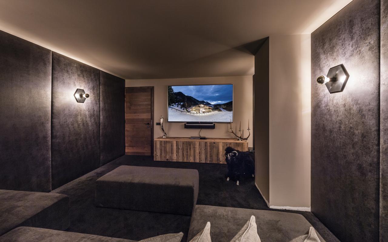 Hotel Montchalet Ortisei Esterno foto